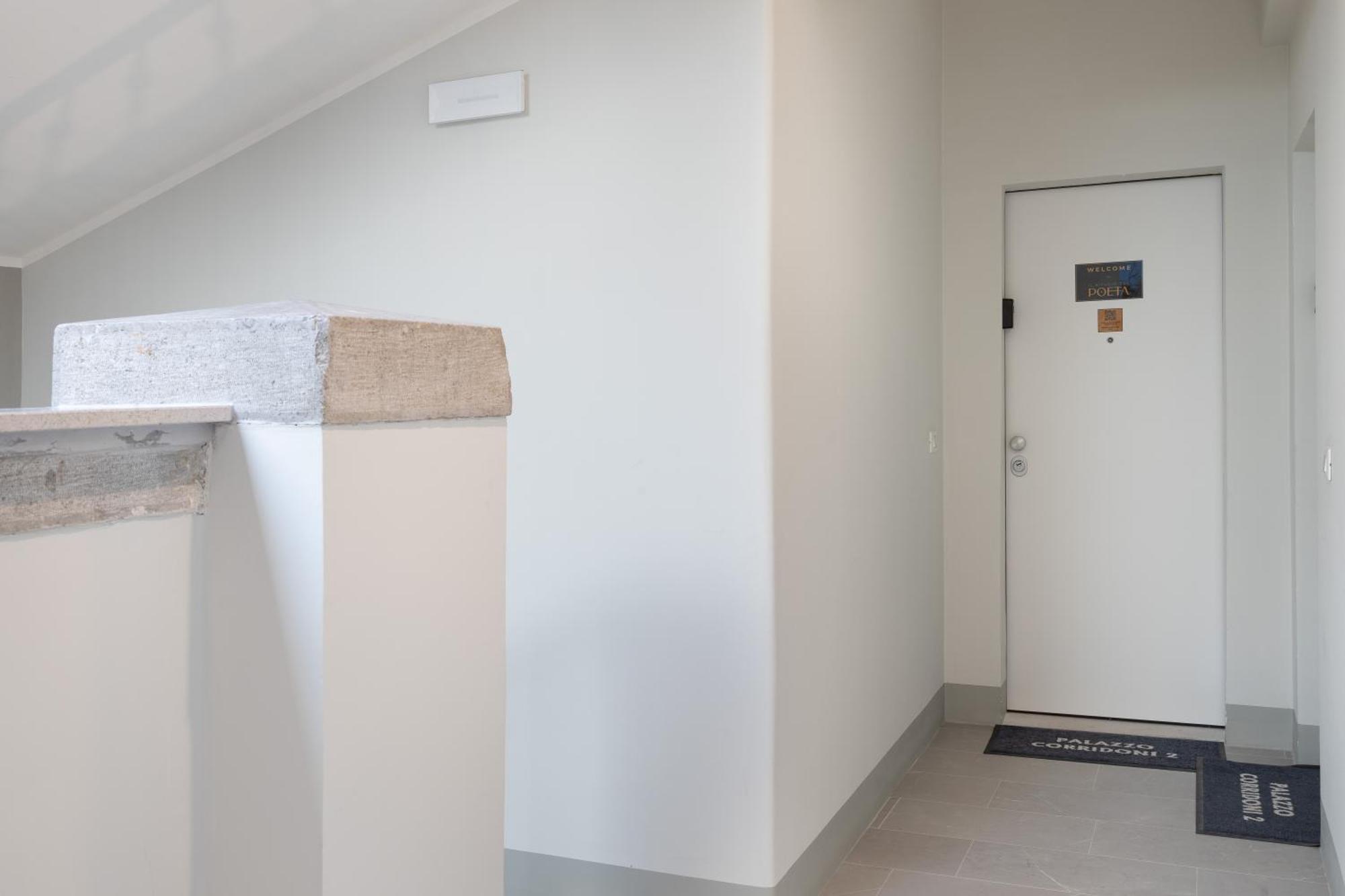 Blake, Attico Centrale Con Parcheggio A Triest Exterior foto